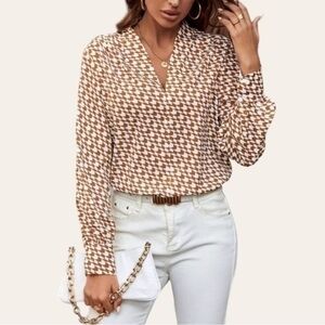 Shein Lune Allover Print V Neck Blouse 💕